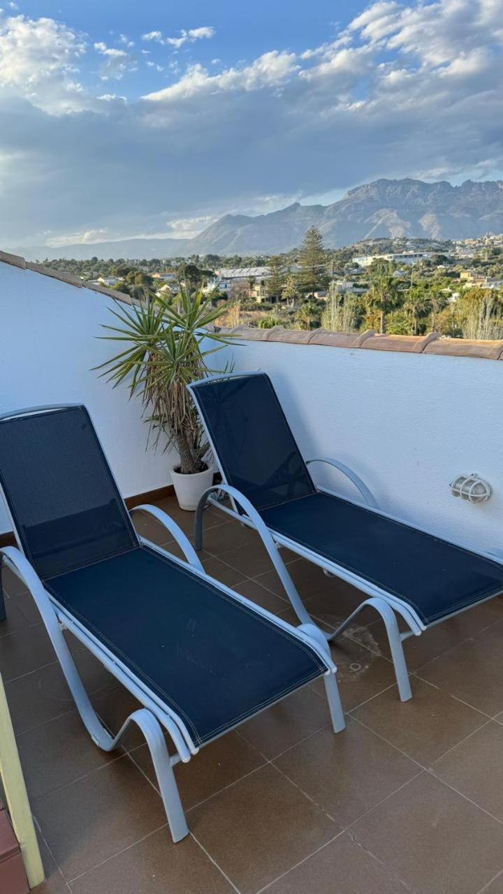 Penthouse In Albir With Sea Views, 100M From Beach Альбир Номер фото